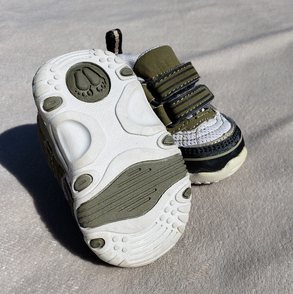 Wee Walkers - Picture 2 of 2